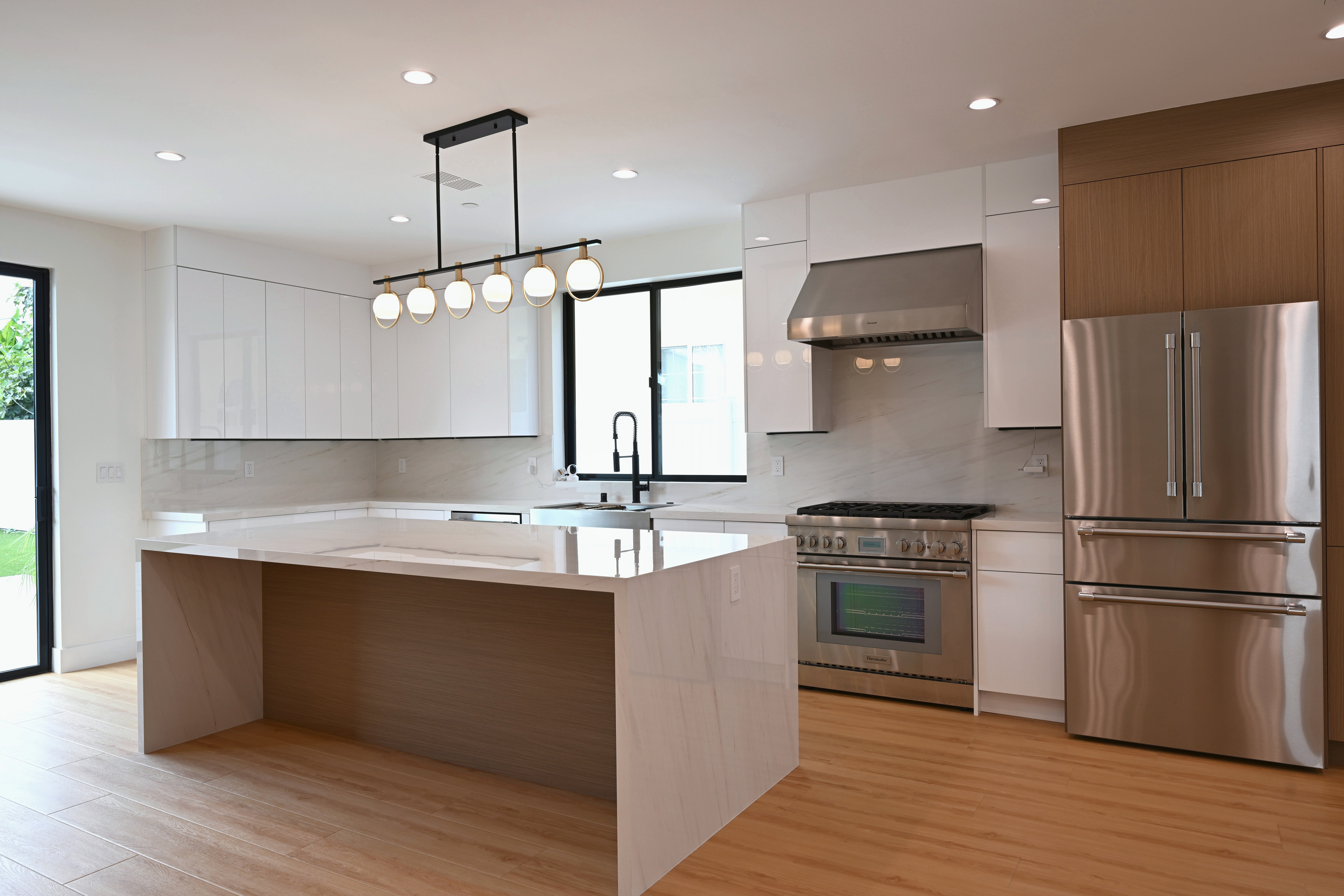 Kitchen cabinetry